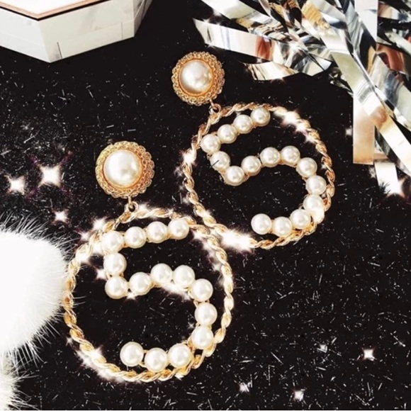 Earrings - Picture 3 of 4